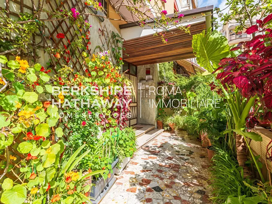 Immagine 20 di Appartamento in vendita  in Tommaso da Celano a Roma