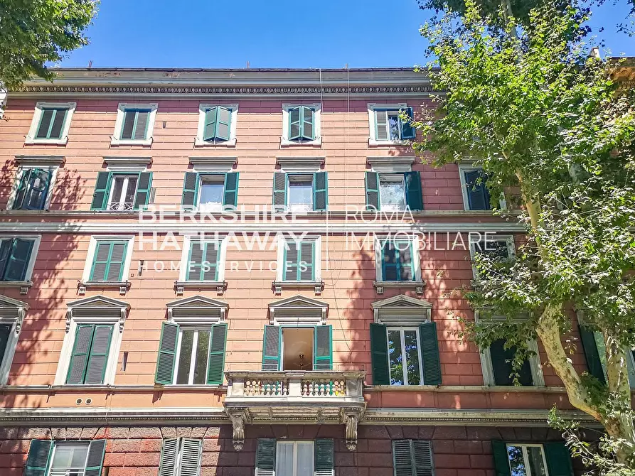 Immagine 20 di Appartamento in vendita  in del Colosseo a Roma