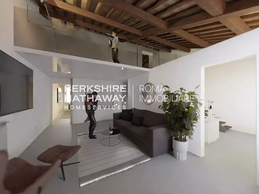 Immagine 3 di Appartamento in vendita  in di San Francesco di Sales a Roma