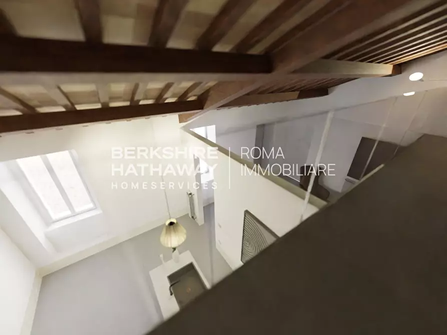 Immagine 6 di Appartamento in vendita  in di San Francesco di Sales a Roma