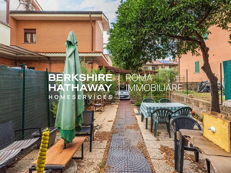 Immagine 21 di Appartamento in vendita  in Giovanni Franzoni a Roma