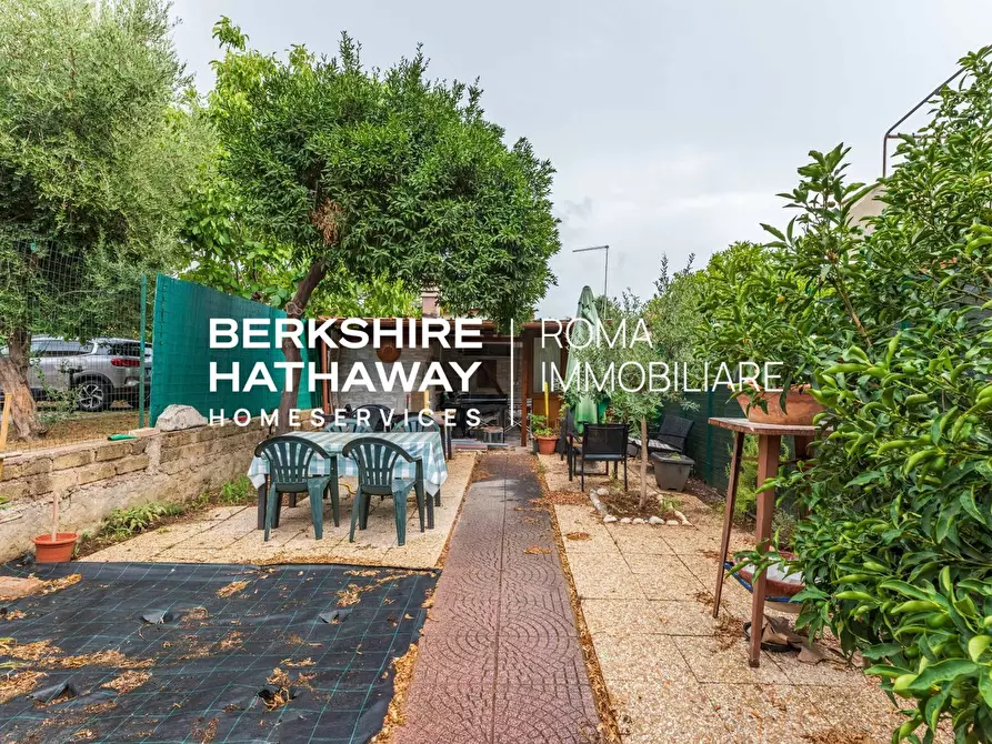 Immagine 23 di Appartamento in vendita  in Giovanni Franzoni a Roma