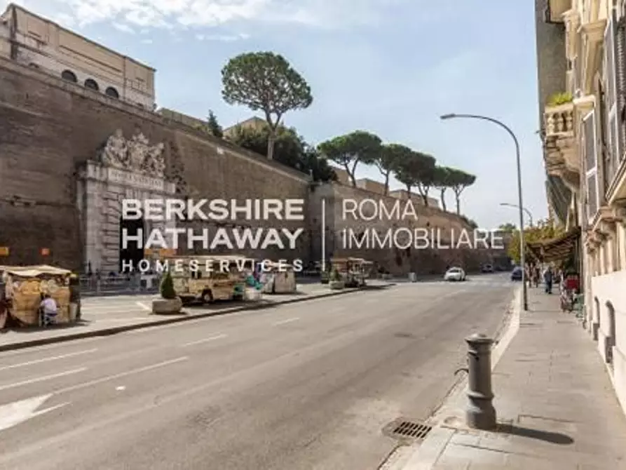 Immagine 2 di Appartamento in vendita  in Vaticano a Roma