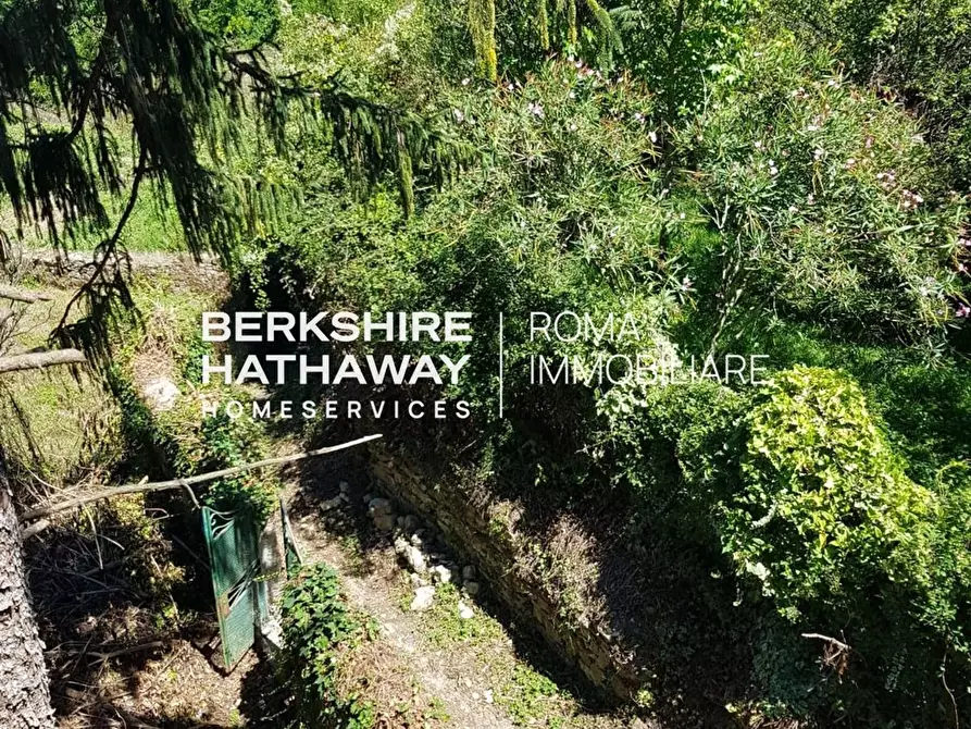 Immagine 25 di Palazzo in vendita  in dei Mille a Rutino