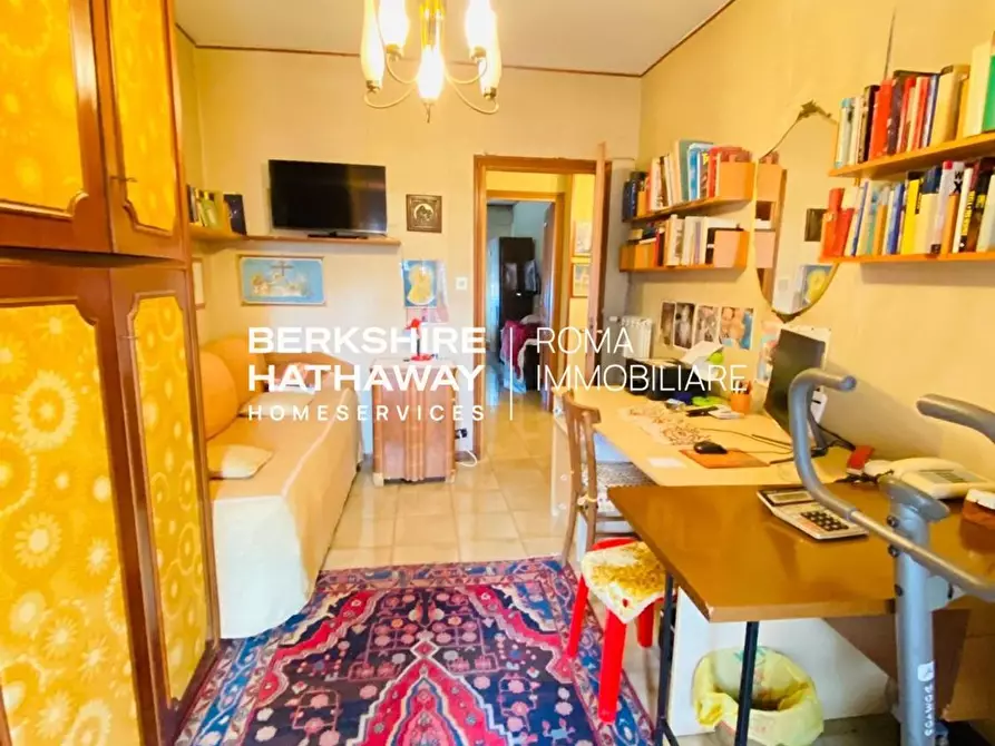 Immagine 17 di Appartamento in vendita  in Lucrino a Roma