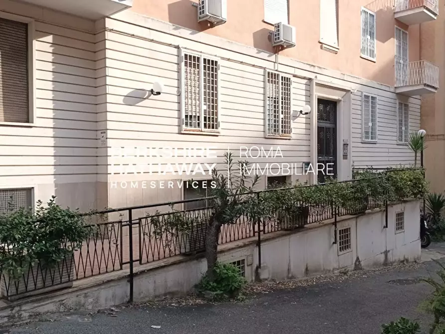 Immagine 29 di Appartamento in vendita  in Homs a Roma