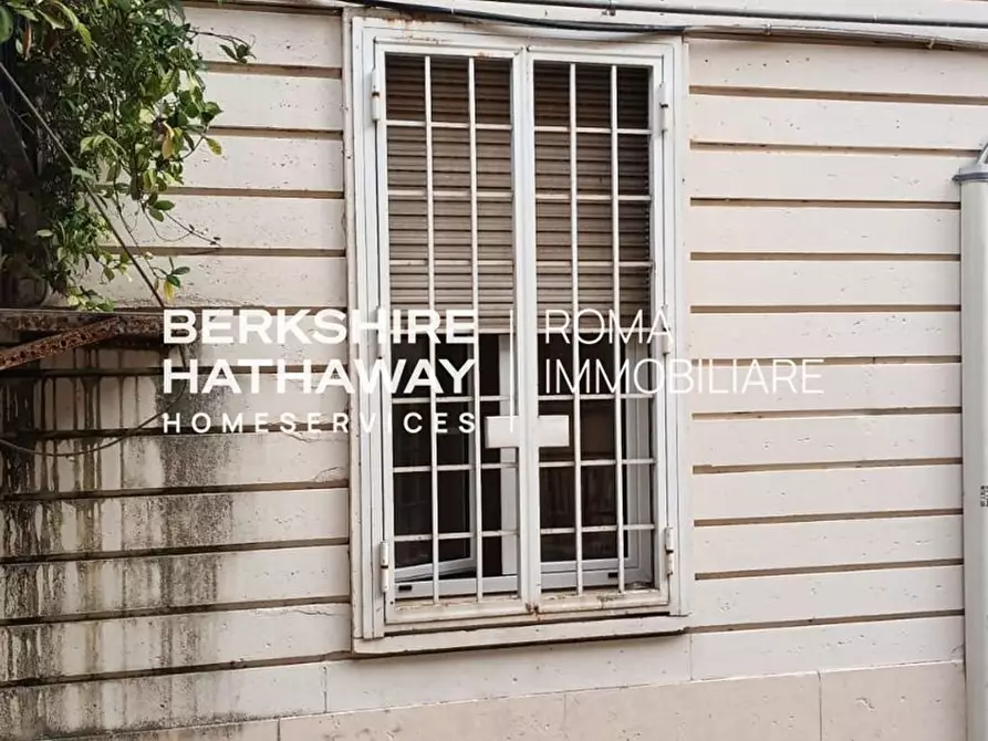 Immagine 30 di Appartamento in vendita  in Homs a Roma