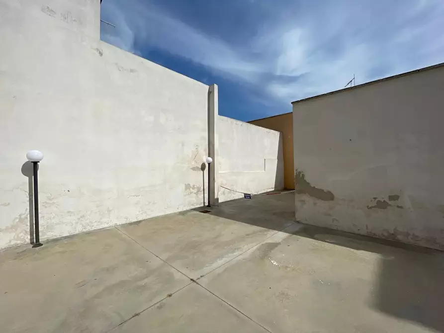 Immagine 22 di Locale commerciale in vendita  in Vittorio Emanuele II a Taranto