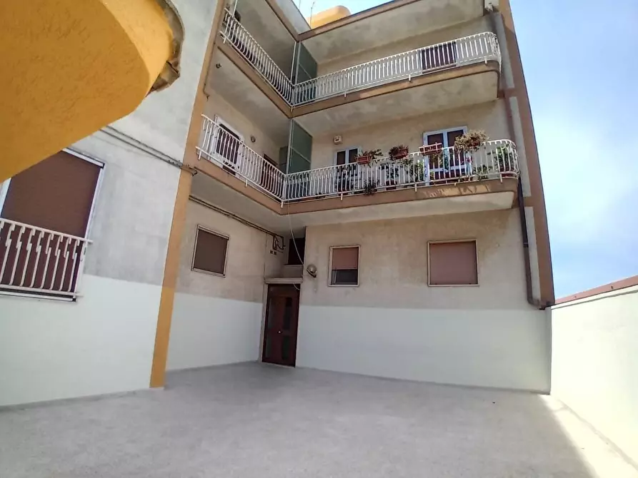 Immagine 2 di Appartamento in vendita  in Parini a San Giorgio Ionico