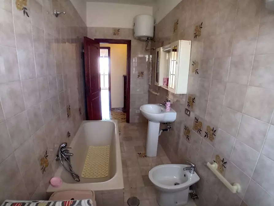 Immagine 23 di Appartamento in vendita  in Parini a San Giorgio Ionico