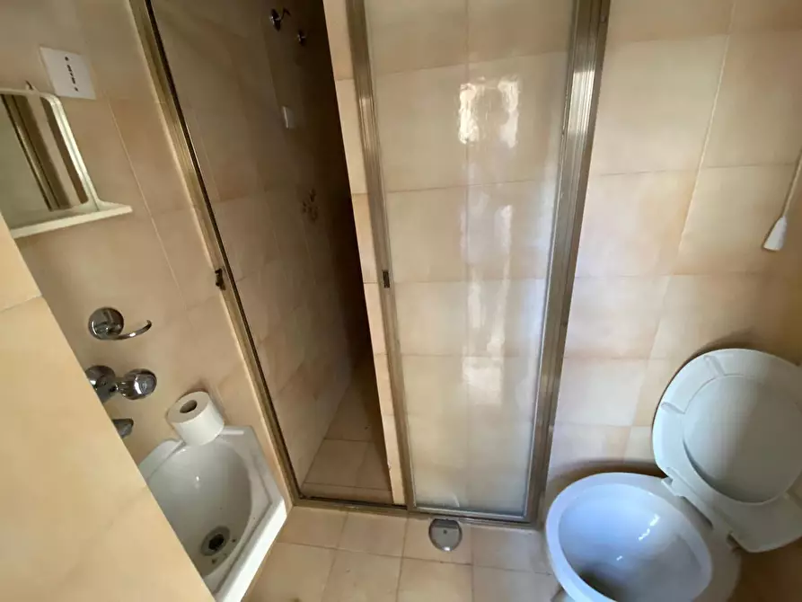 Immagine 9 di Appartamento in affitto  in Generale P. de Laclos a Taranto