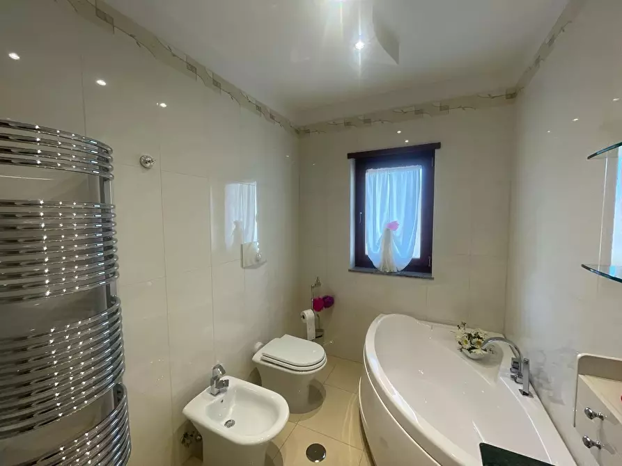 Immagine 25 di Appartamento in vendita  in Italia a Taranto