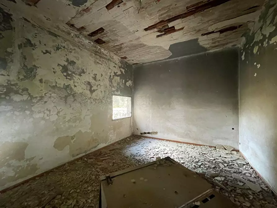 Immagine 19 di Terreno residenziale in vendita  in Lama a Taranto