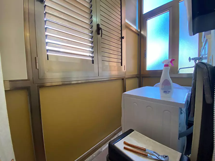 Immagine 28 di Appartamento in affitto  in Via Acton a Taranto