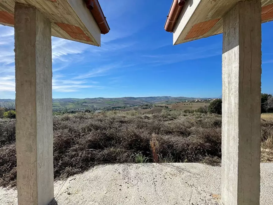 Immagine 4 di Casa bifamiliare in vendita  in Pompeiana a Fermo