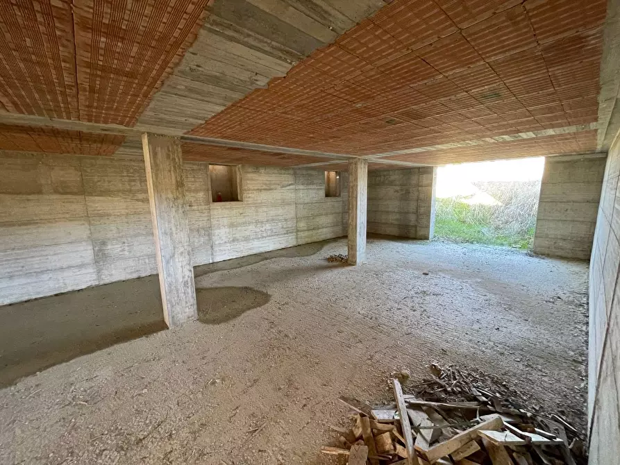 Immagine 14 di Casa bifamiliare in vendita  in Pompeiana a Fermo