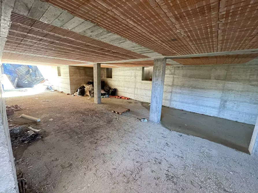 Immagine 13 di Casa bifamiliare in vendita  in Pompeiana a Fermo