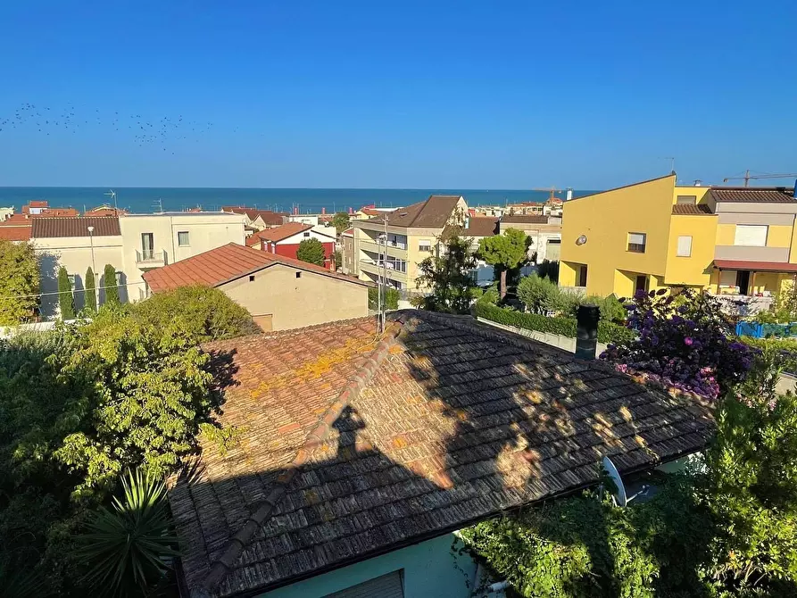 Immagine 7 di Villa in vendita  a Civitanova Marche