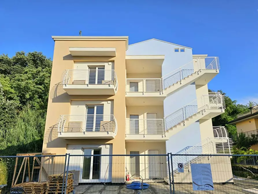 Immagine 2 di Appartamento in vendita  a Fermo