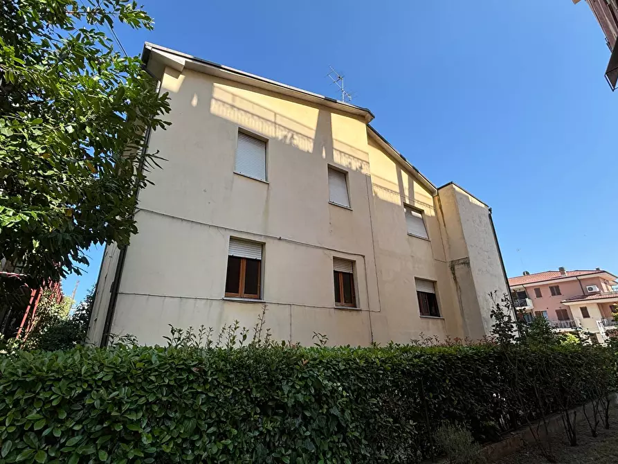 Immagine 3 di Casa indipendente in vendita  in via cernaia a Civitanova Marche