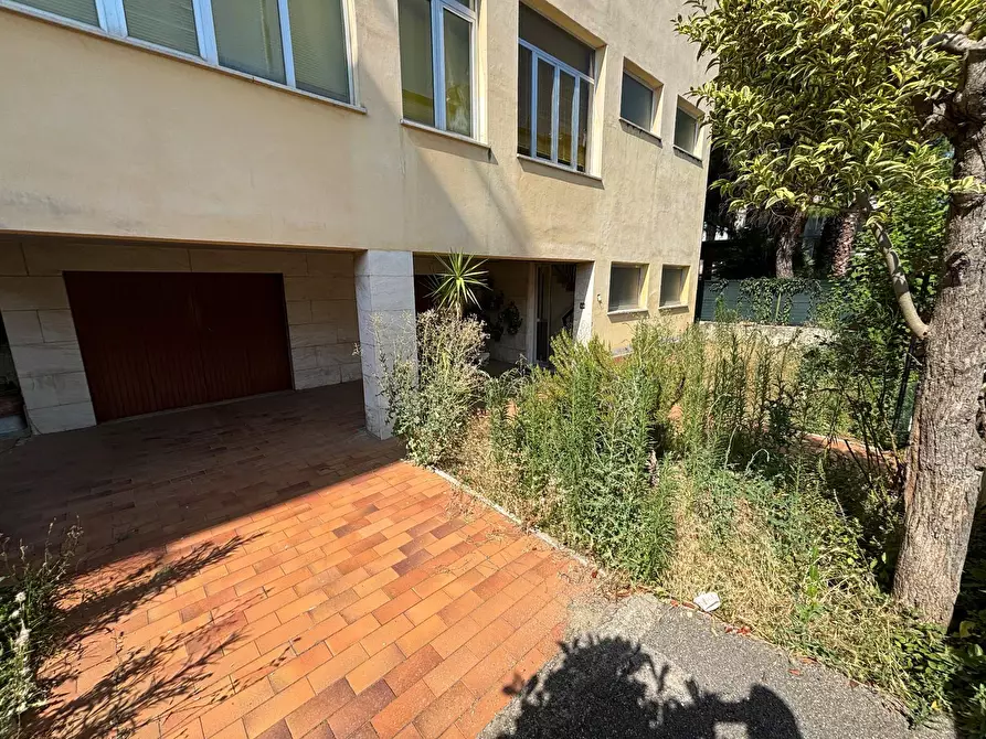 Immagine 6 di Casa indipendente in vendita  in via cernaia a Civitanova Marche