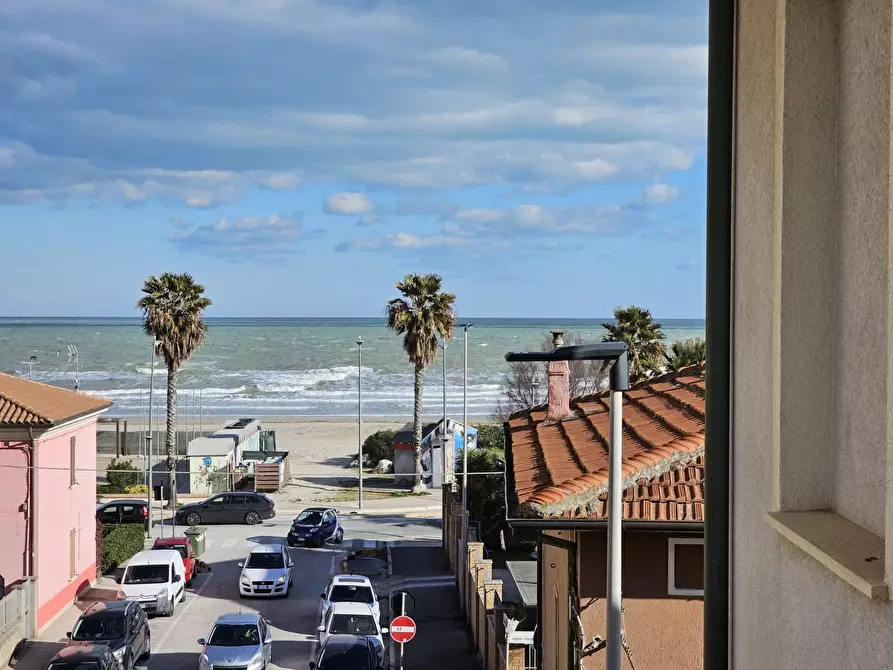 Immagine 21 di Appartamento in vendita  in via spontini a Civitanova Marche