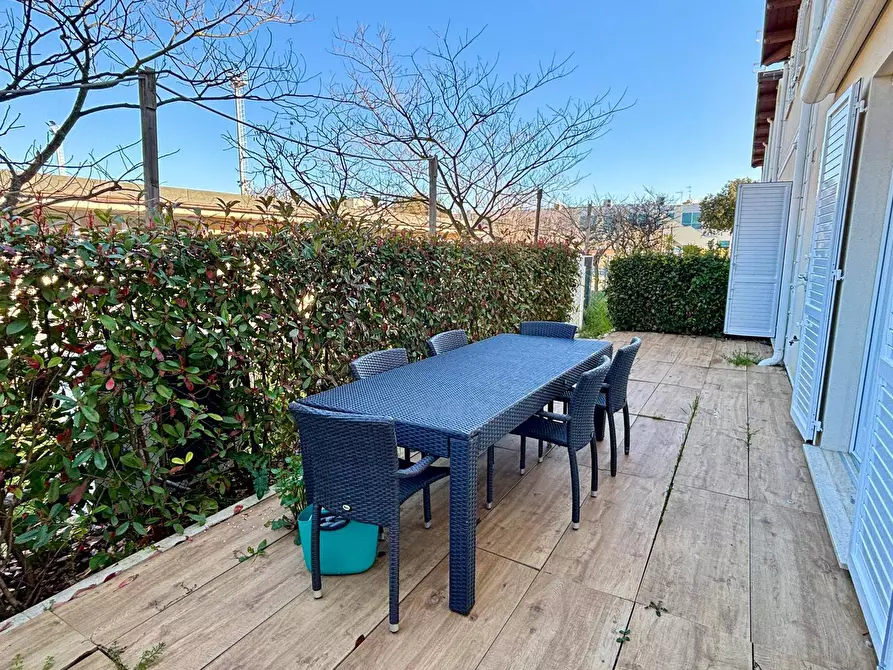 Immagine 24 di Appartamento in vendita  in via zavatti a Civitanova Marche