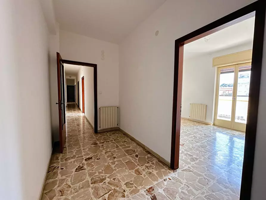 Immagine 2 di Appartamento in vendita  in Via Costanza Bruno a Siracusa