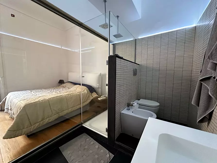 Immagine 9 di Appartamento in vendita  in Via Roma a Siracusa