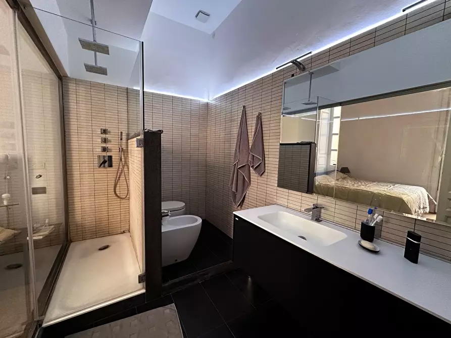 Immagine 8 di Appartamento in vendita  in Via Roma a Siracusa