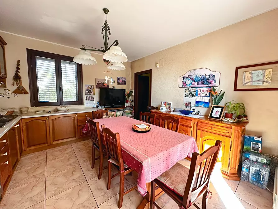 Immagine 6 di Villa in vendita  in Via Pietro Fillioley a Siracusa