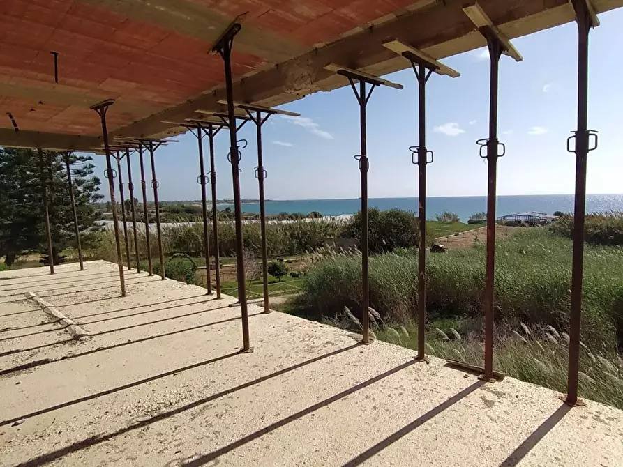 Immagine 12 di Villa in vendita  in Punta delle formiche a Pachino