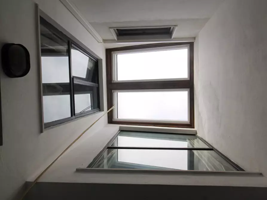 Immagine 11 di Appartamento in vendita  in Umberto I a Siracusa