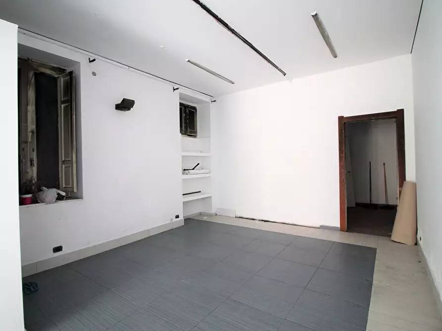 Immagine 9 di Locale commerciale in vendita  in Via Gioberti a Siracusa