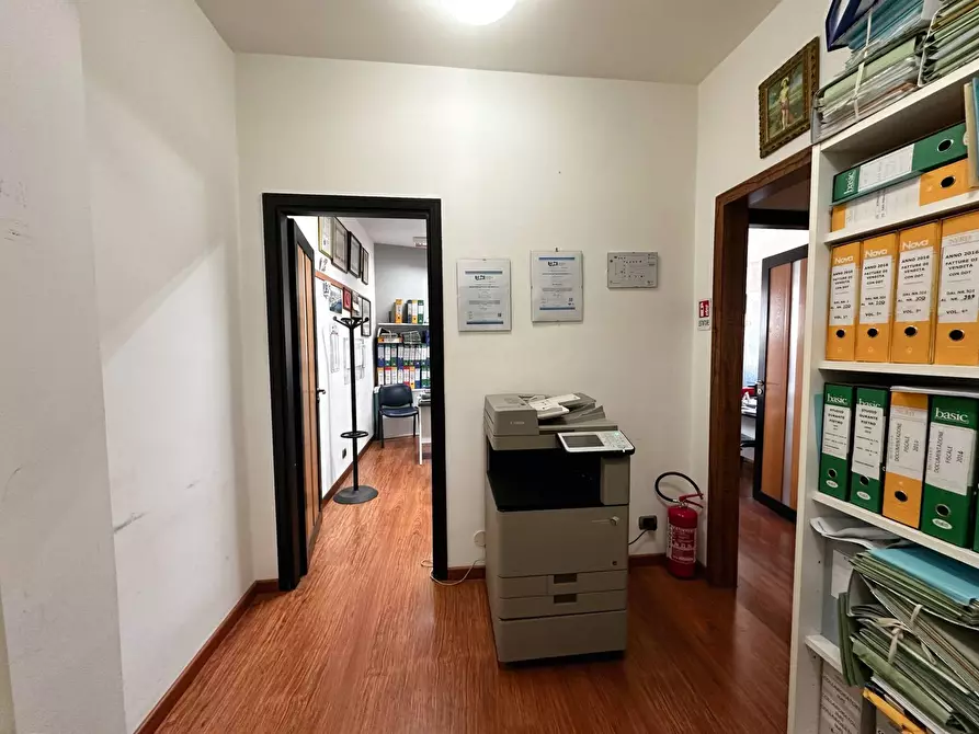 Immagine 5 di Ufficio in vendita  in Viale Teracati a Siracusa