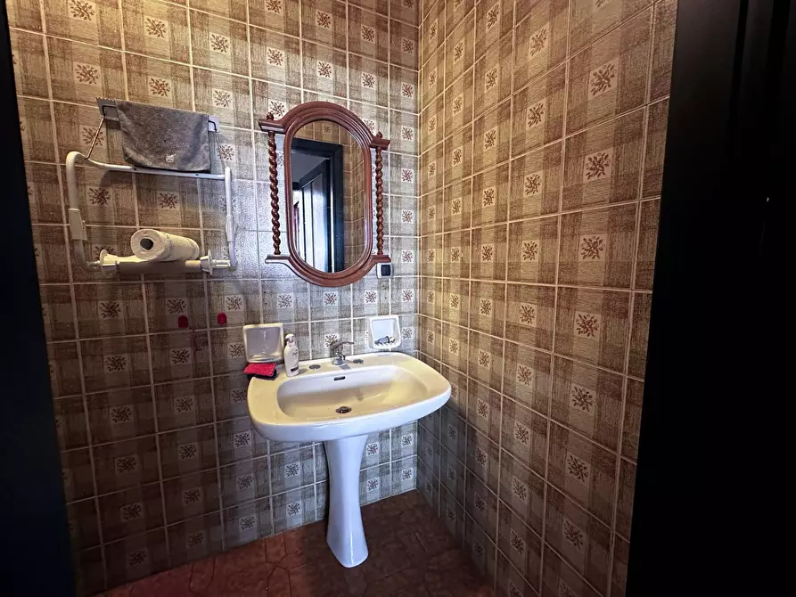 Immagine 8 di Ufficio in vendita  in Viale Teracati a Siracusa