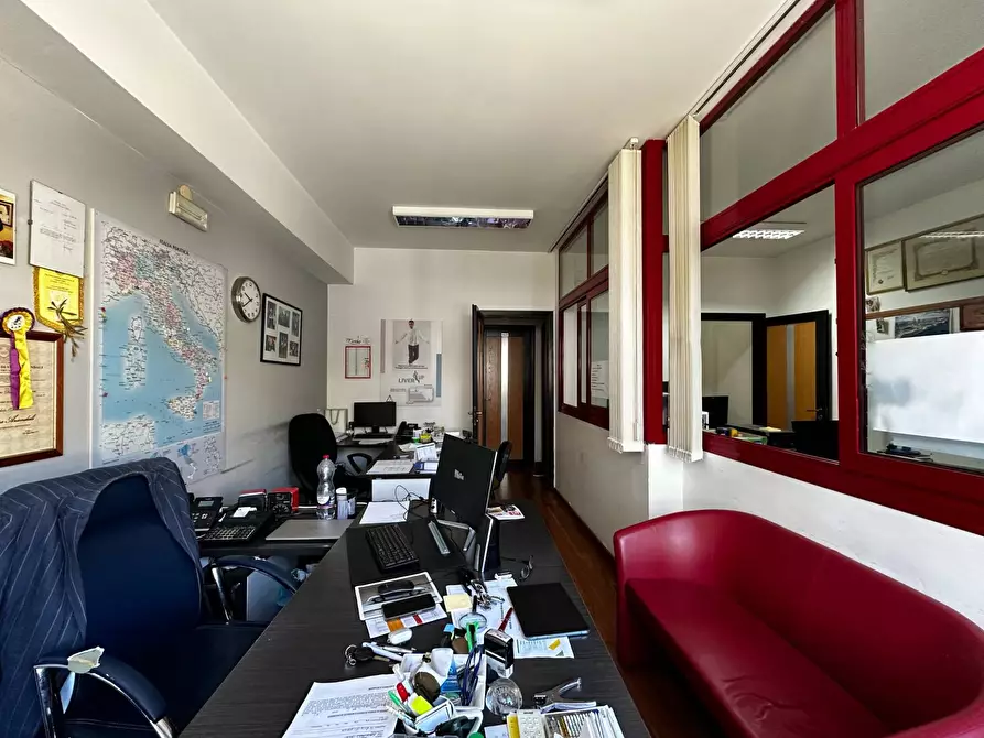 Immagine 10 di Ufficio in vendita  in Viale Teracati a Siracusa