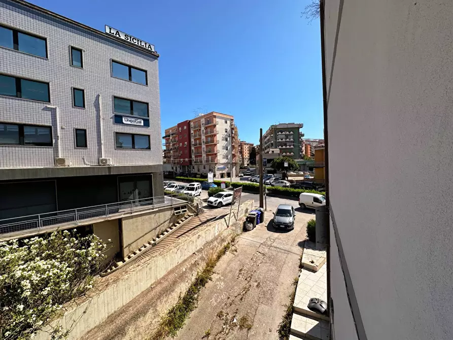 Immagine 11 di Ufficio in vendita  in Viale Teracati a Siracusa