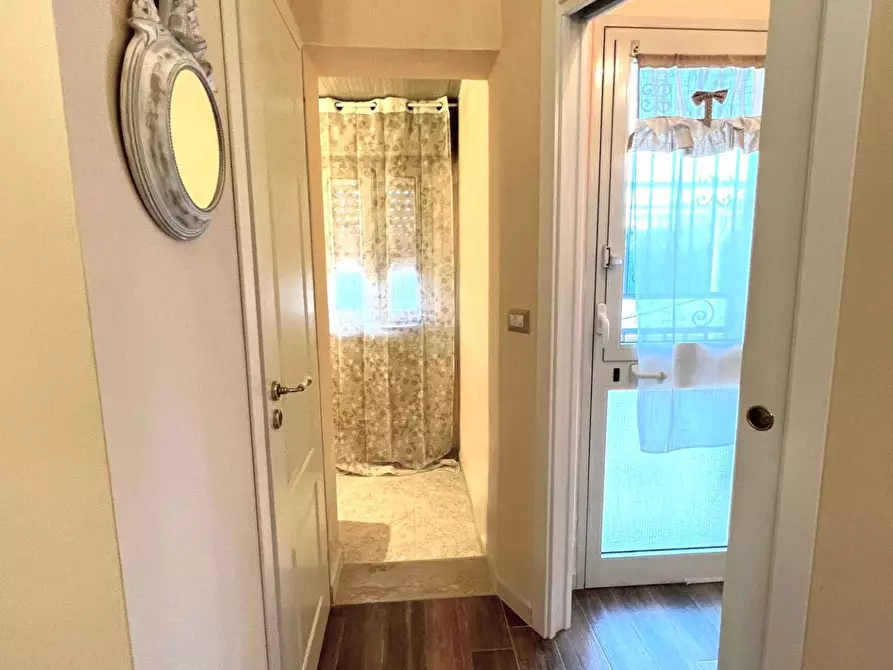 Immagine 29 di Villa in vendita  in Via Isole delle Molucche a Siracusa