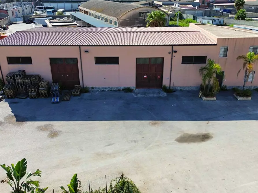 Immagine 2 di Capannone industriale in affitto  in Via Elorina a Siracusa