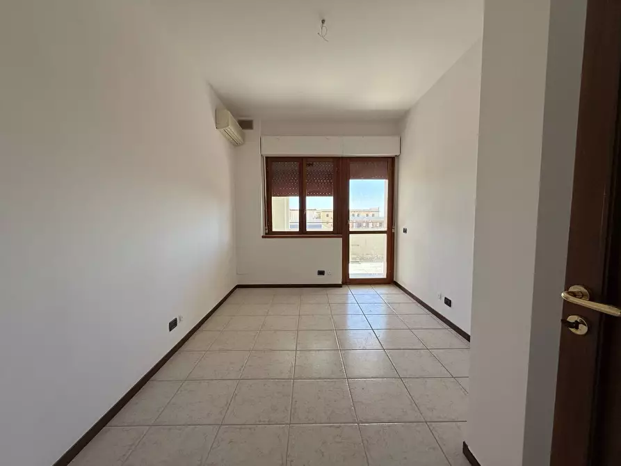 Immagine 21 di Appartamento in vendita  in Via di Villa Ortisi a Siracusa