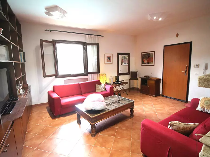 Immagine 5 di Villetta a schiera in vendita  in Traversa Sinerchia a Siracusa