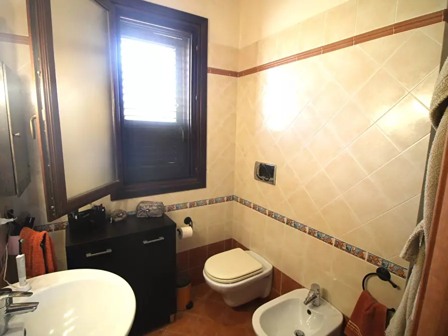 Immagine 12 di Villetta a schiera in vendita  in Traversa Sinerchia a Siracusa