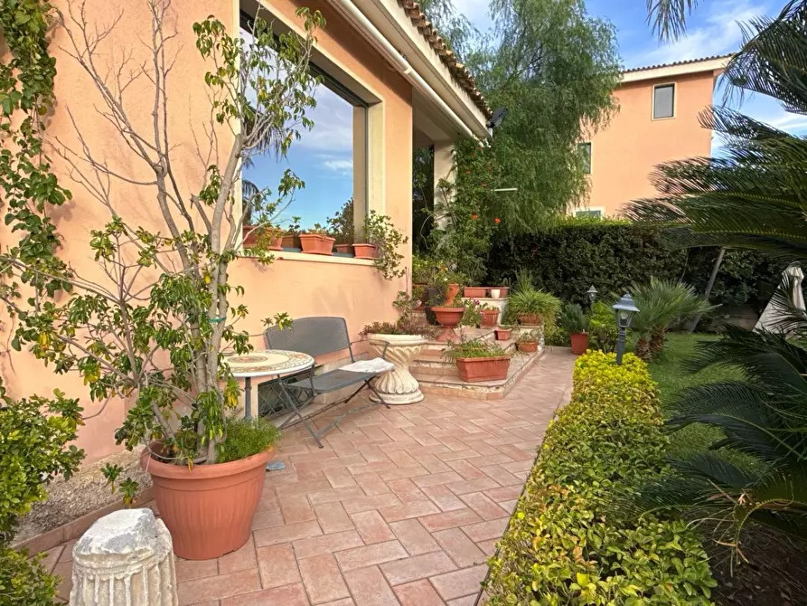 Immagine 13 di Villa in vendita  in traversa sinerchia a Siracusa