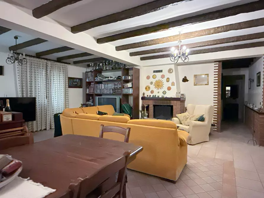 Immagine 18 di Villa in vendita  in traversa sinerchia a Siracusa