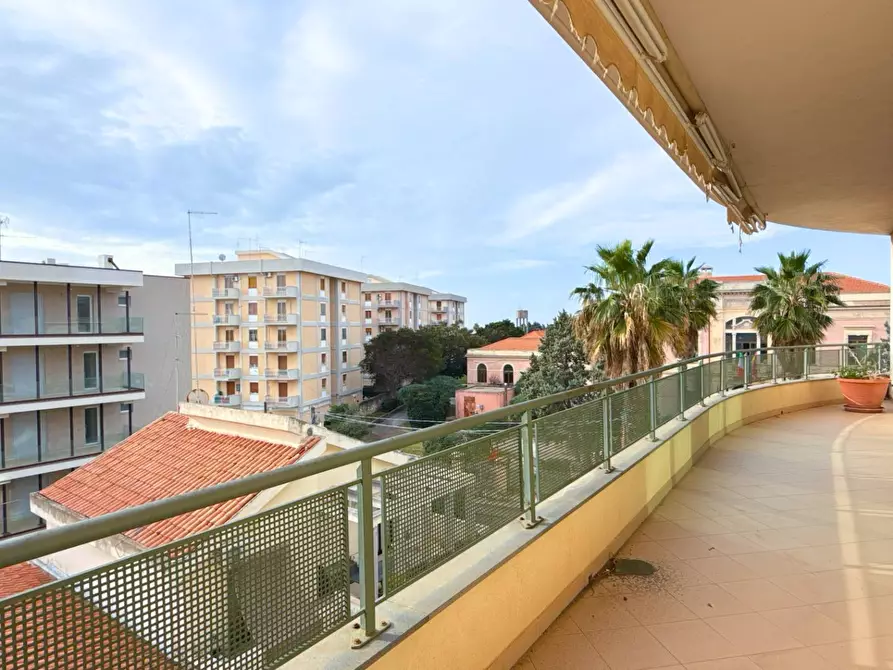 Immagine 3 di Appartamento in vendita  in Viale Acradina a Siracusa