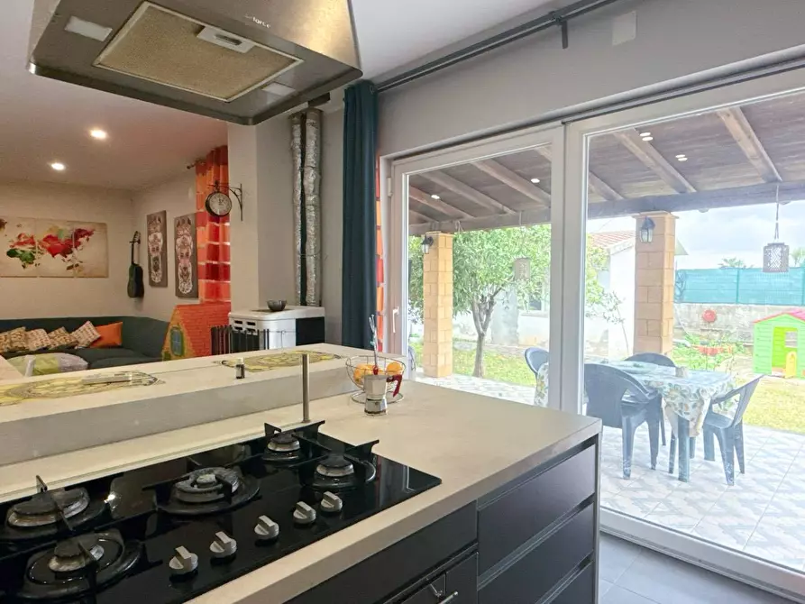 Immagine 8 di Villa in vendita  in Via Volpicelli a Siracusa