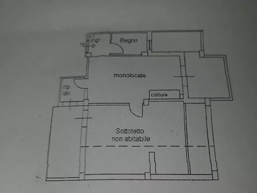 Immagine 10 di Appartamento in vendita  in Via Lombardia a Siracusa