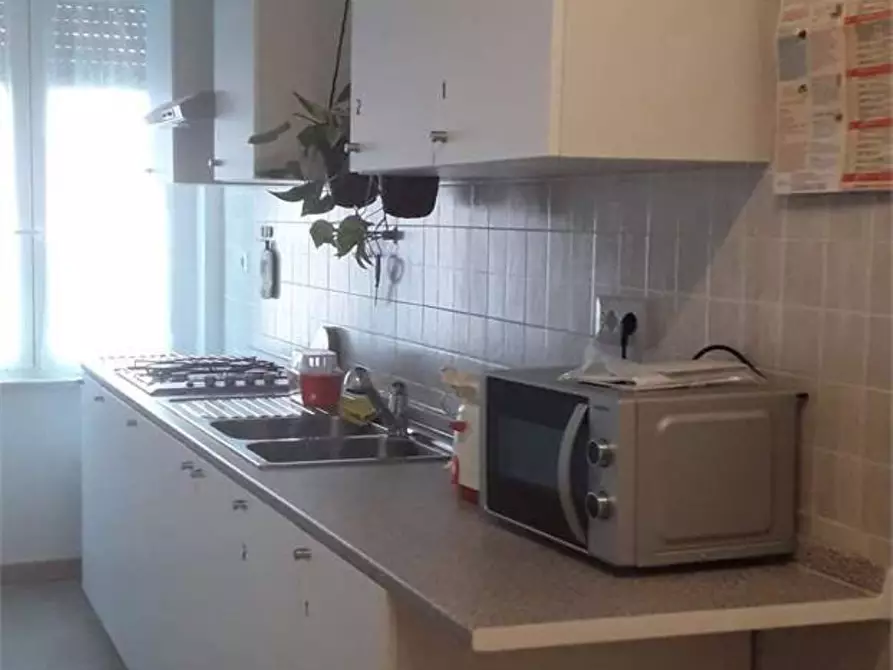 Immagine 4 di Appartamento in vendita  in degli Umiliati a Milano