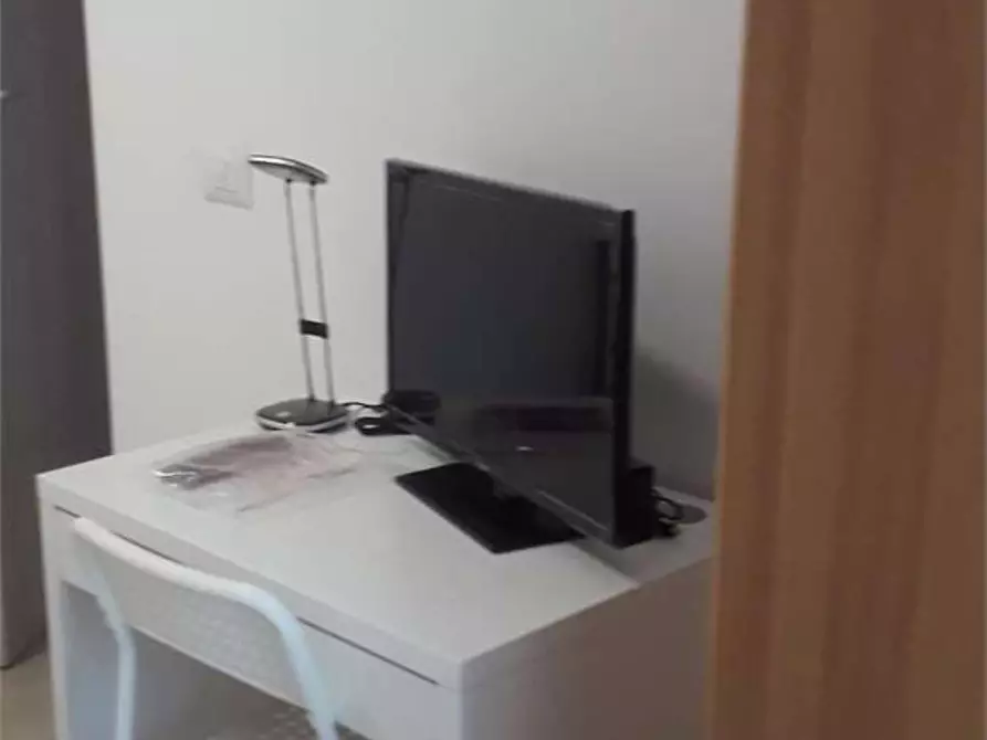 Immagine 7 di Appartamento in vendita  in degli Umiliati a Milano